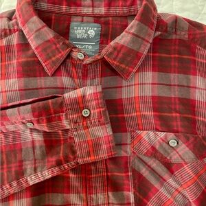 Mountain Hardwear Men's XL Red and Gray Plaid Shirt